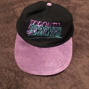 Vintage Toronto’s Raptors hat